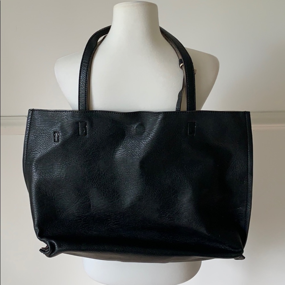 Leather tote